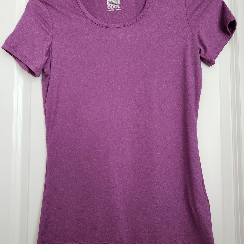 💥2/$8💥 NWOT 32 Degrees Cool Fitted Shirt